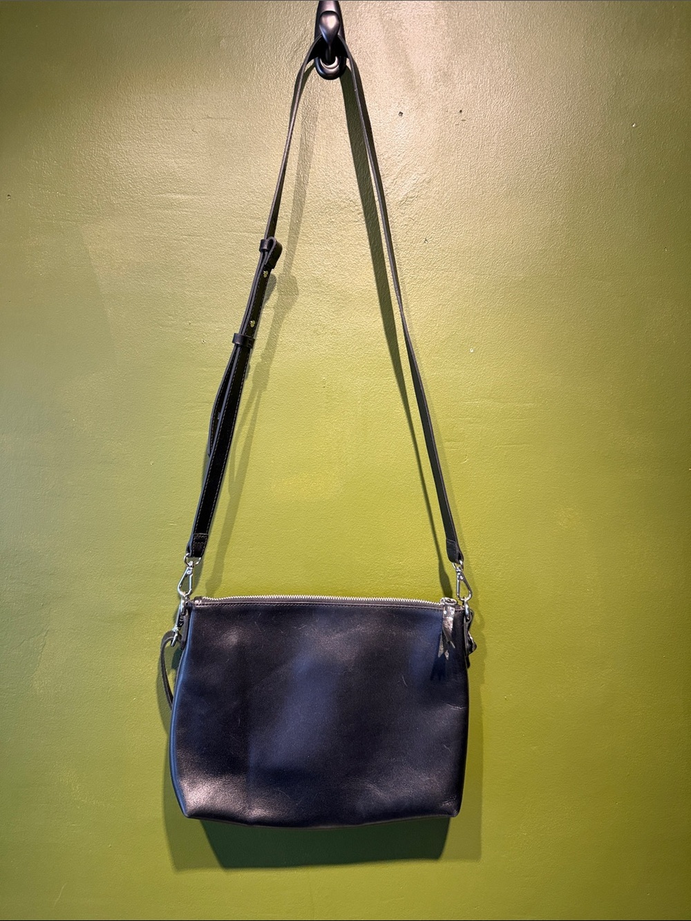 Madewell Leather Crossbody Bag in Black